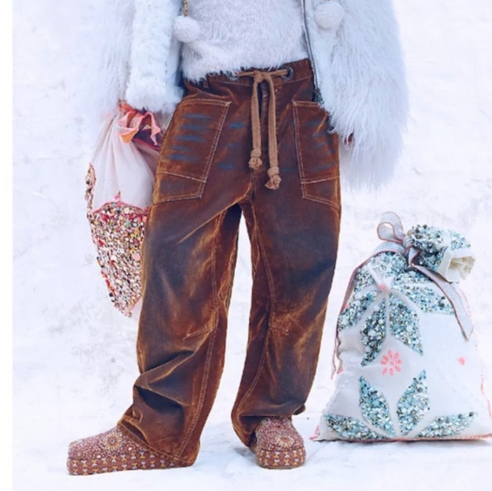 Free People We The Free Flocked Moxie Barrel Jeans Rust Size 29